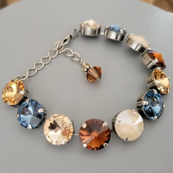 Austrian Crystal Tennis Bracelet in Antique Brass - Picture 6 of 8